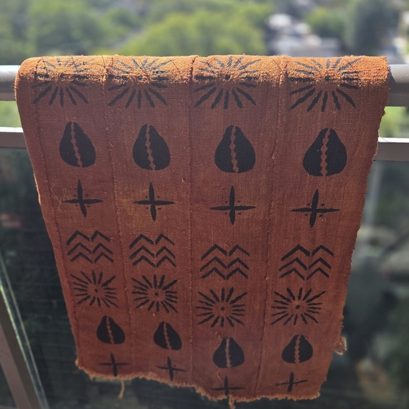 Mud cloth(Bogolan Fabric) Available - Picture 3 of 5